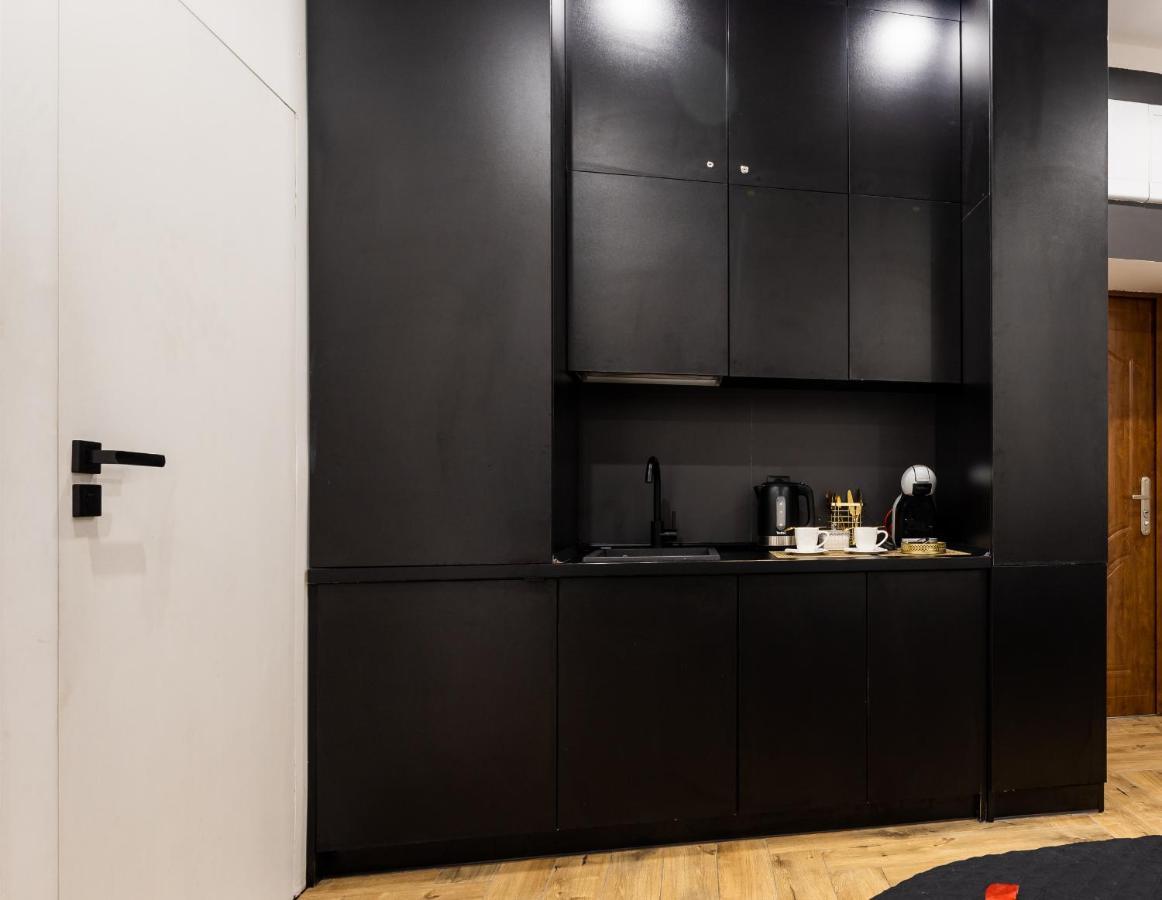 Zamoyskiego Jacuzzi Apartment Krasków Eksteriør bilde