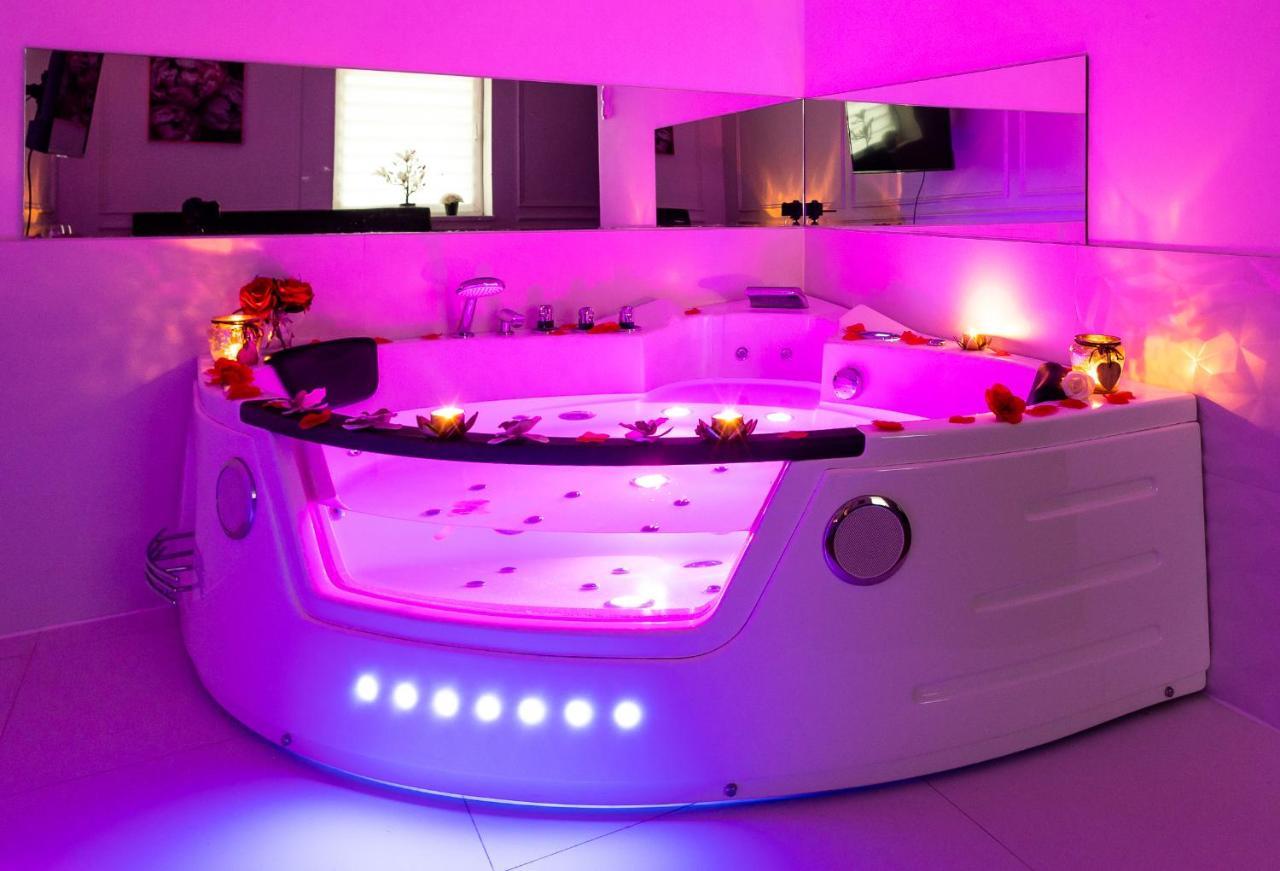 Zamoyskiego Jacuzzi Apartment Krasków Eksteriør bilde