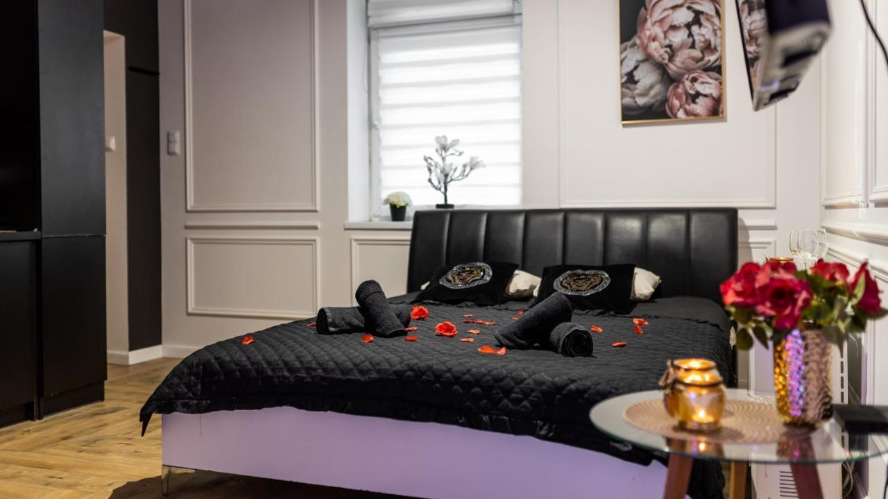 Zamoyskiego Jacuzzi Apartment Krasków Eksteriør bilde