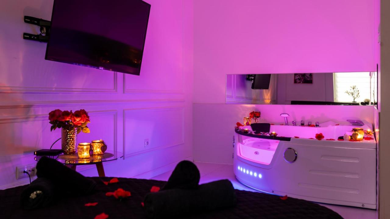 Zamoyskiego Jacuzzi Apartment Krasków Eksteriør bilde